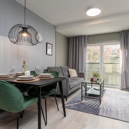 Citycenterapartments-11/19 *